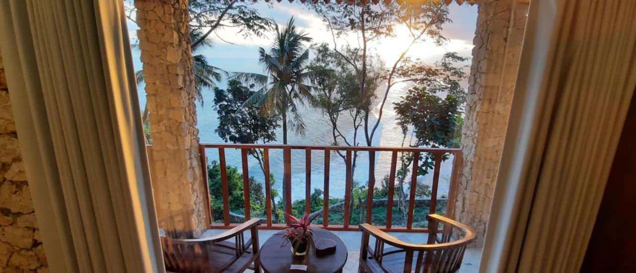 Edge Resort, Yogyakarta شاطئ بارانغتريتيس المظهر الخارجي الصورة