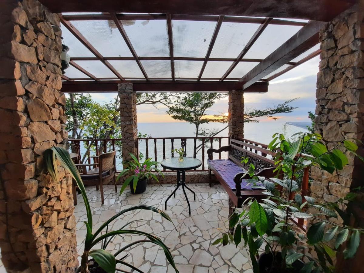 Edge Resort, Yogyakarta شاطئ بارانغتريتيس المظهر الخارجي الصورة