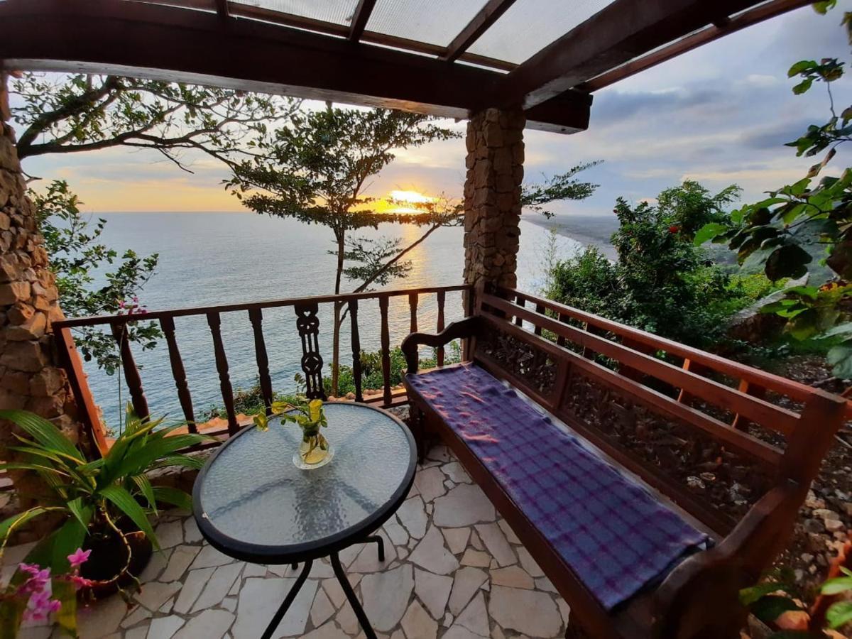 Edge Resort, Yogyakarta شاطئ بارانغتريتيس المظهر الخارجي الصورة